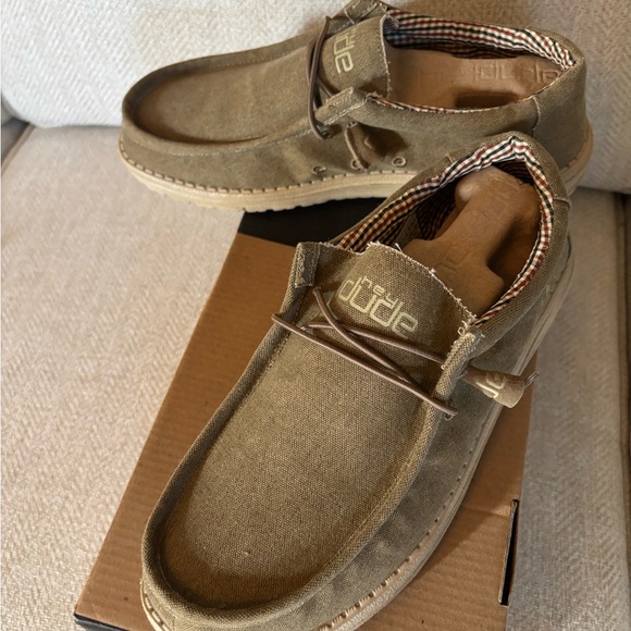 Hey Dude Other - Brand New Hey Dude Wally Men's Nut Loafers